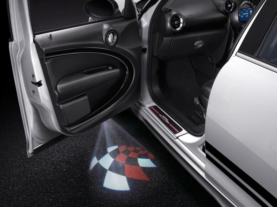 Детали экстерьера Mini John Cooper Works Countryman Design Edition 2017 года  (фото 12 из 14)